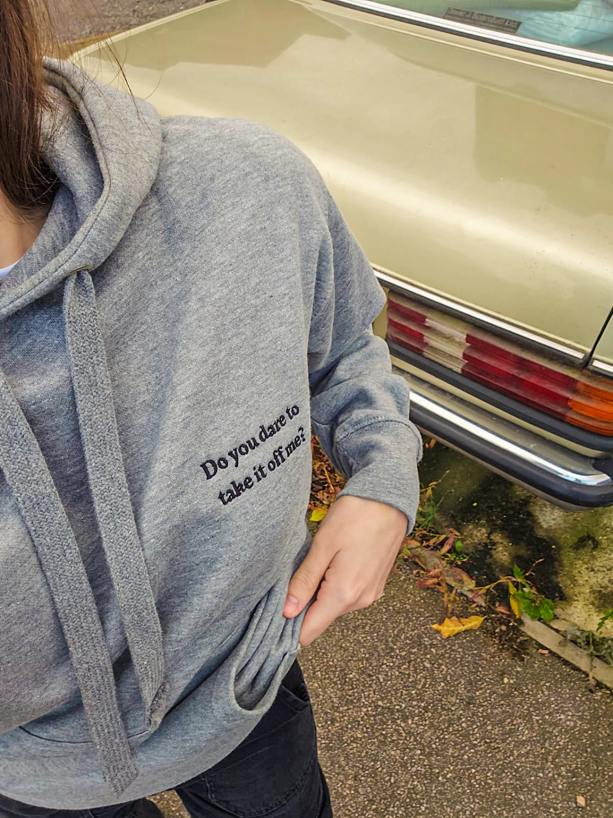 Do you dare to take it off me? - Image 3