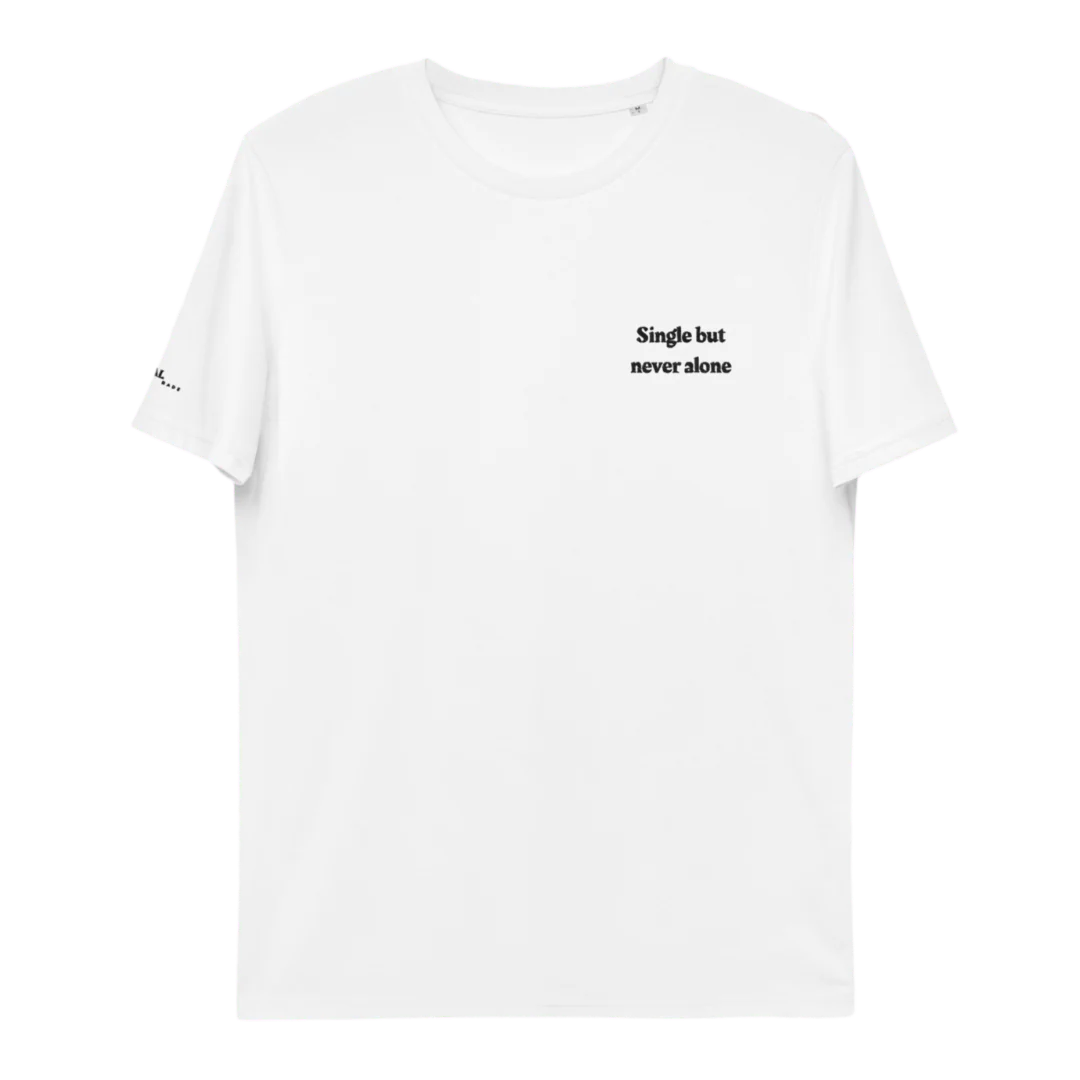 Single but never alone - Image 3